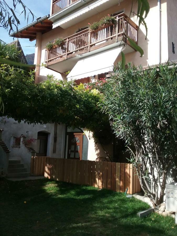 Haus Moeltner - Apartment "Weinansetz" Caldaro Exterior foto